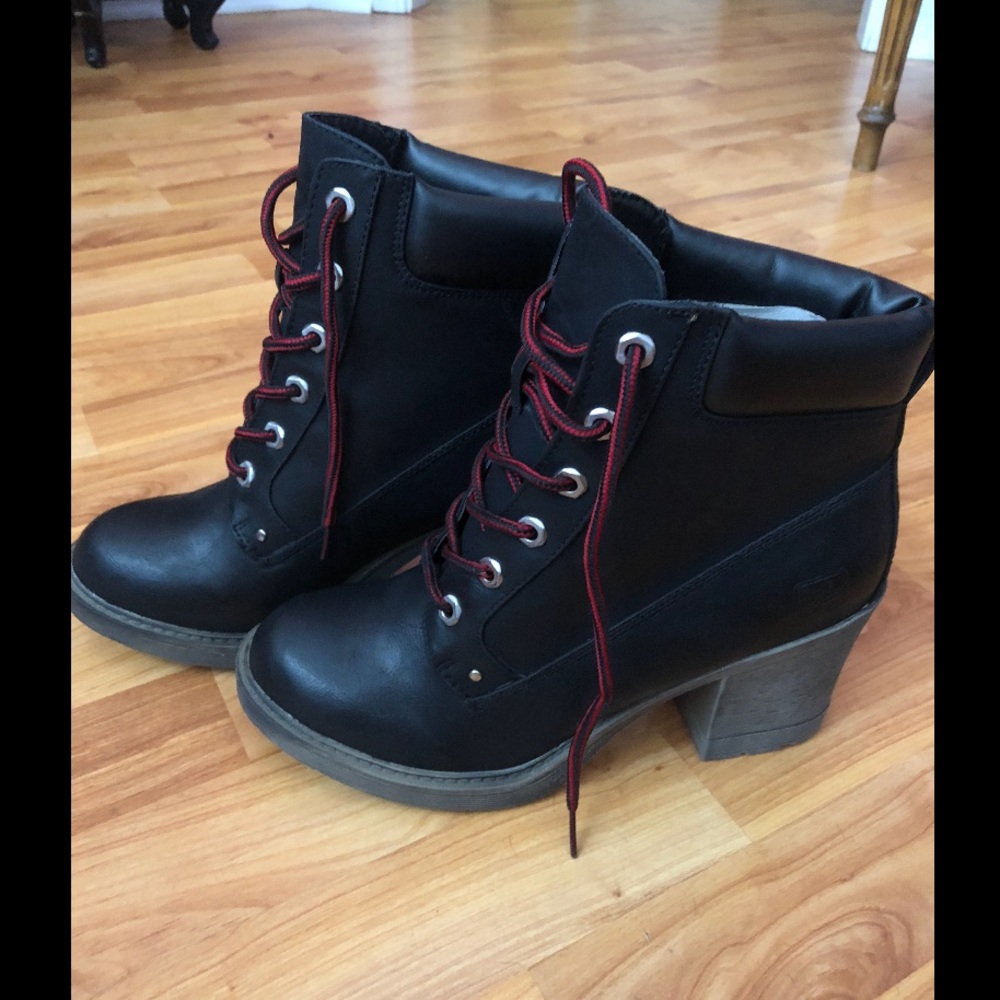 Dirty Laundry Black Lace up Heeled Boots
